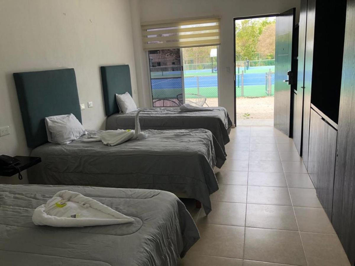 Cancun Tennis Inn Cancún Buitenkant foto